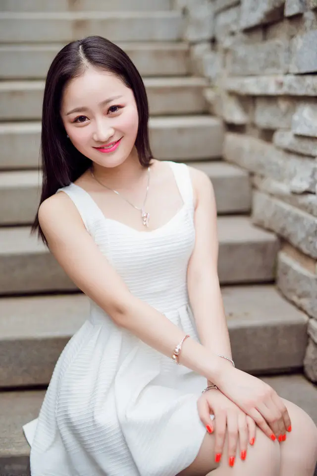 大理温州私人伴游商务伴游乔妹的联系方式！