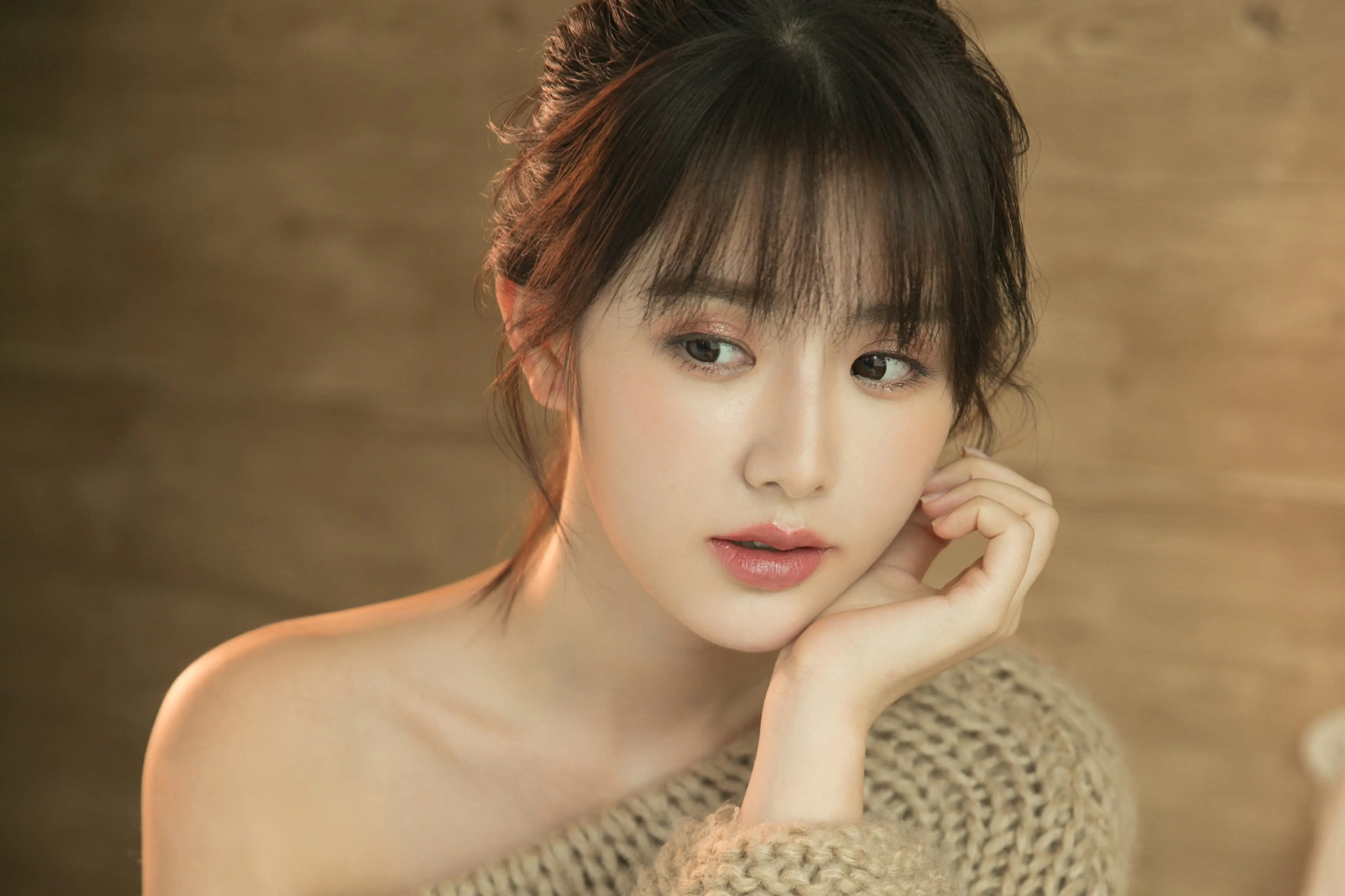 大理西宁私人伴游陈娟儿的联系方式